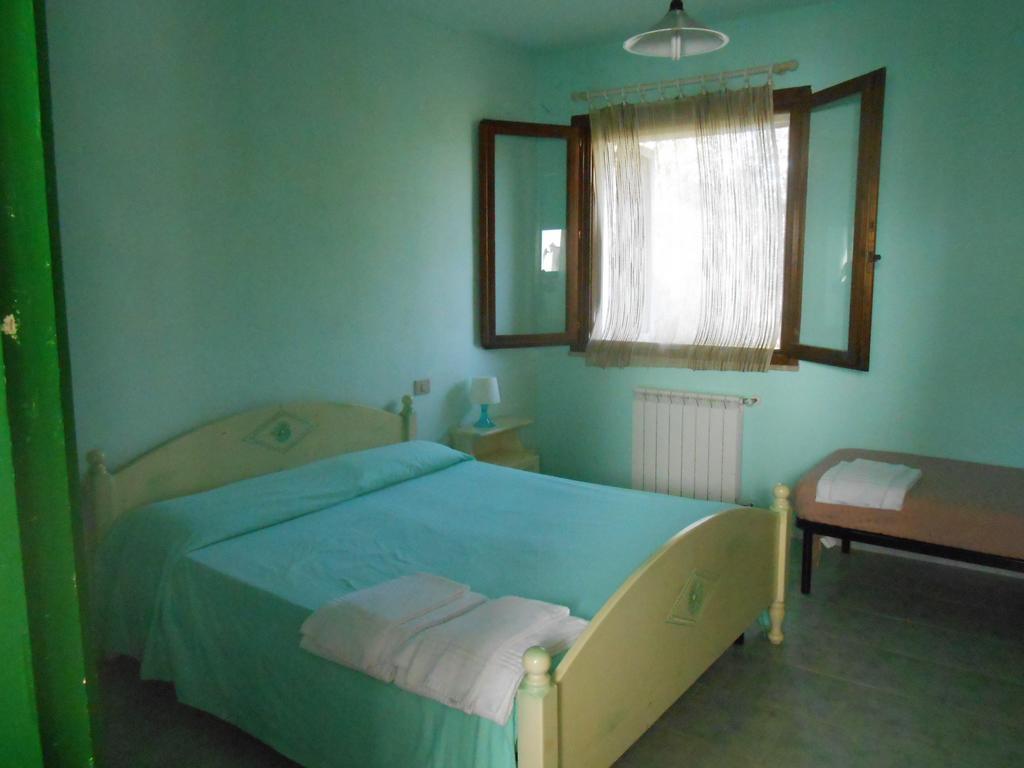 Agriturismo Tupei Hotel Calasetta Room photo